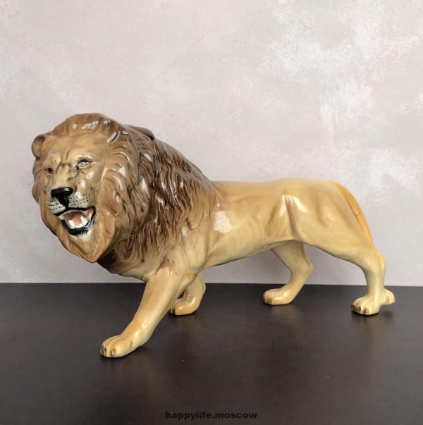 Beswick Лев