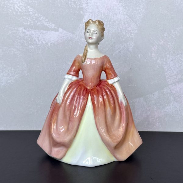 Royal Doulton HN2400 Дебби
